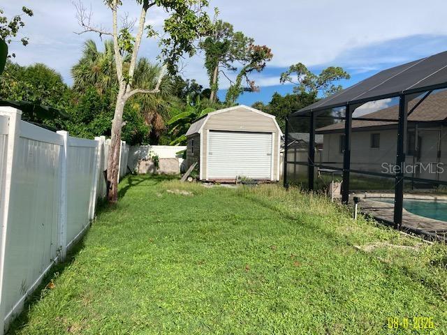 Image 10 of 11 For 20430 Sapling Avenue