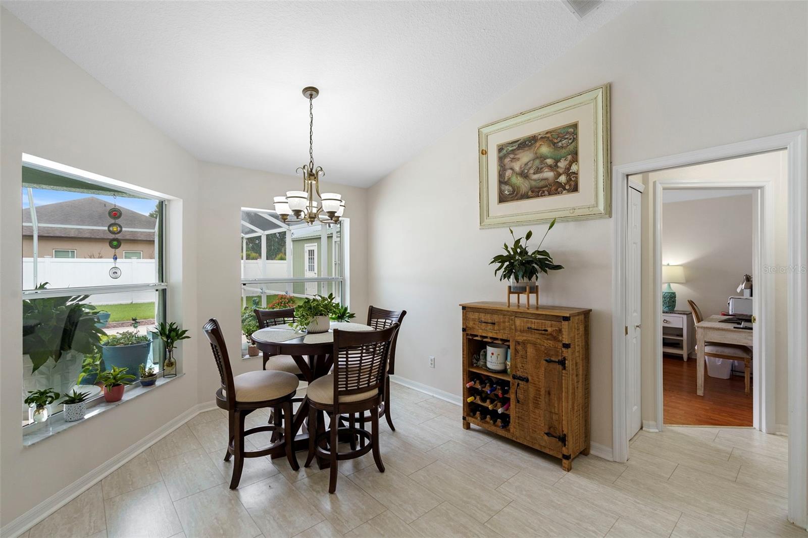 Image 21 of 48 For 88 Woodside Drive