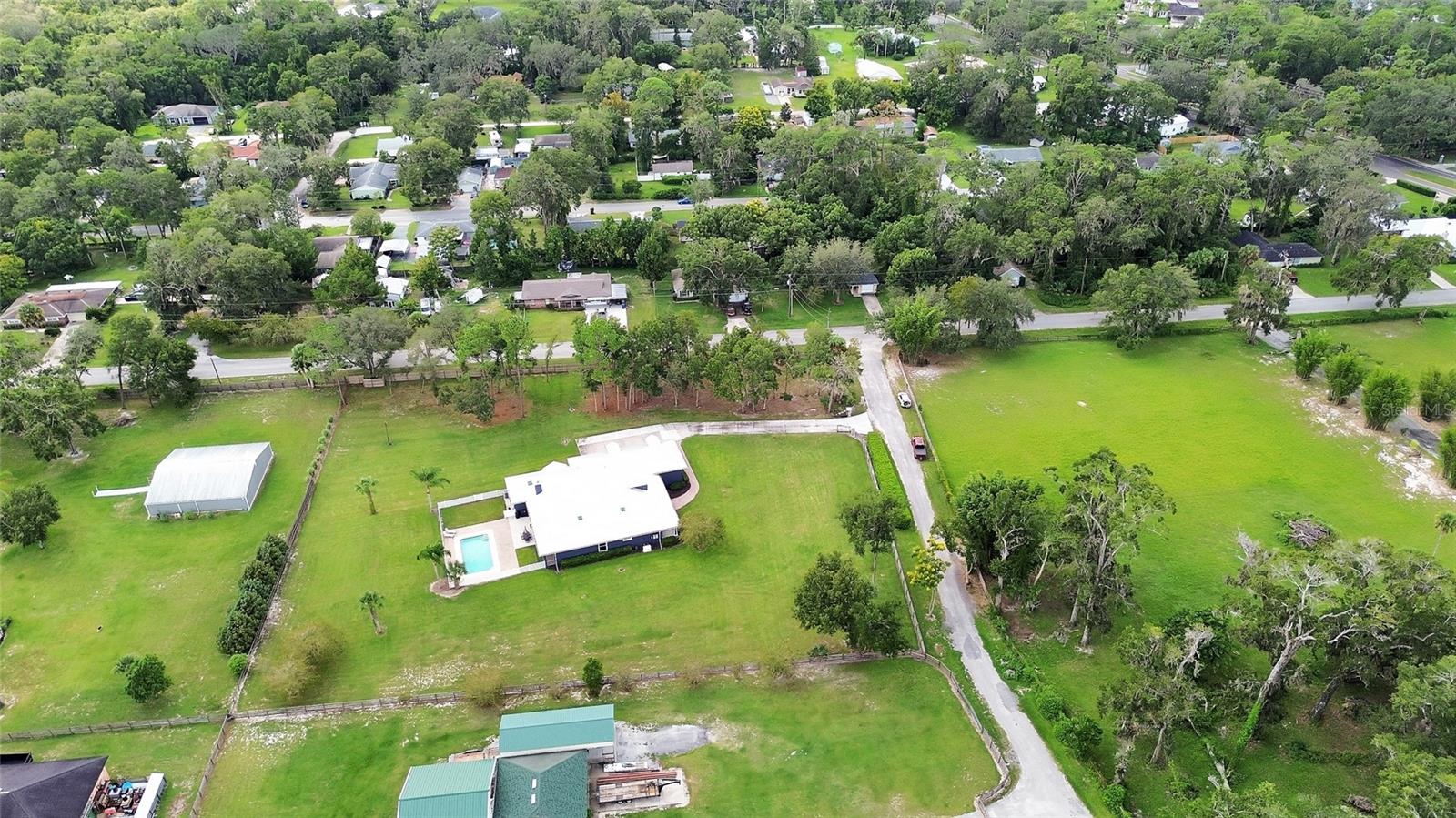 Image 14 of 71 For 2901 Trevor Lane