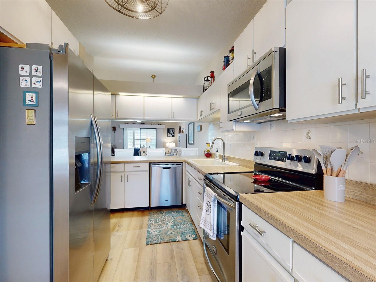 Image 13 of 62 For 420 Terrace Hill Boulevard 6m