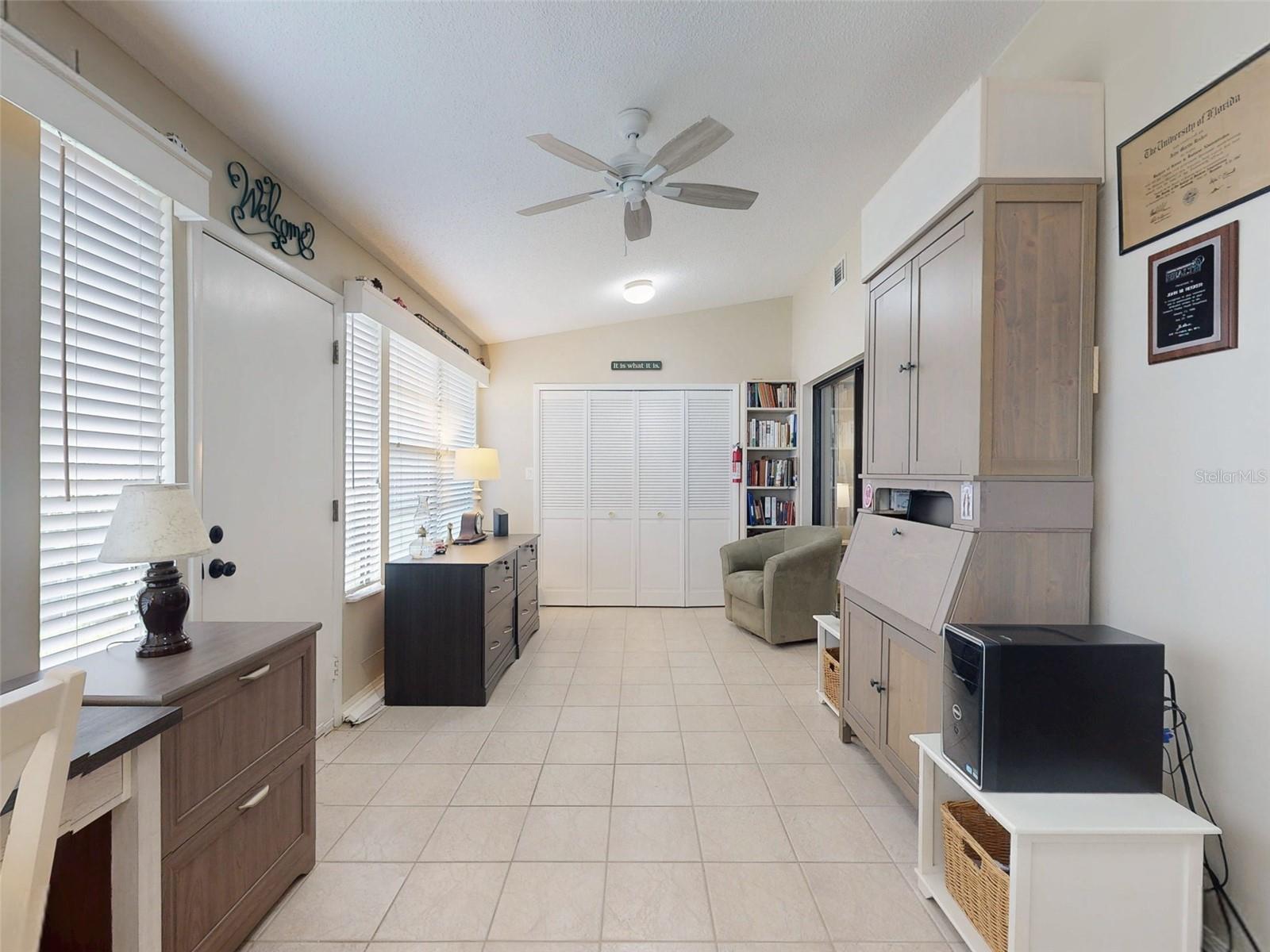 Image 31 of 62 For 420 Terrace Hill Boulevard 6m