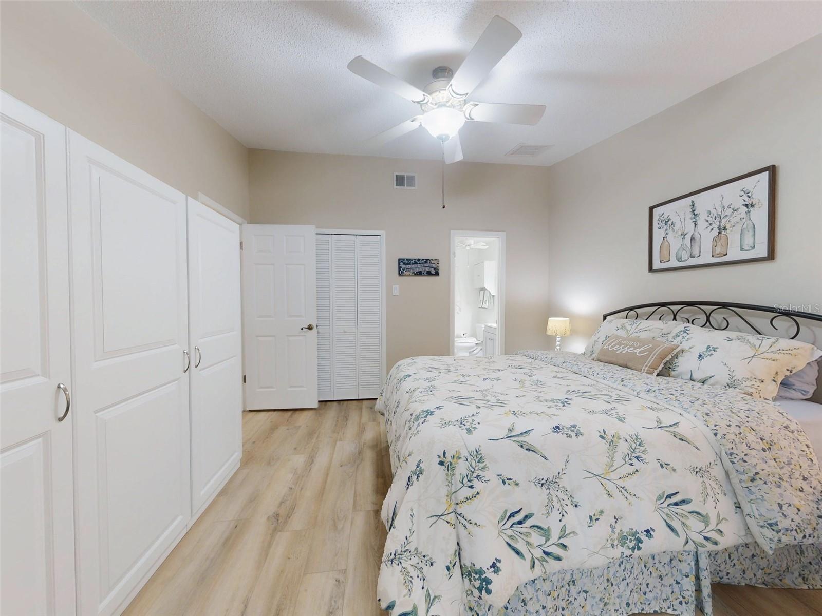 Image 33 of 62 For 420 Terrace Hill Boulevard 6m