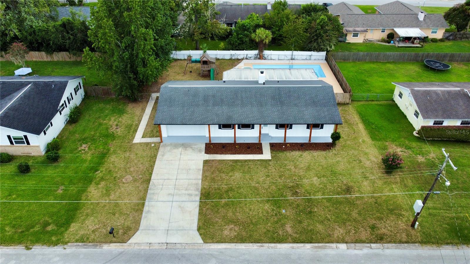 Image 35 of 39 For 1832 6th Street