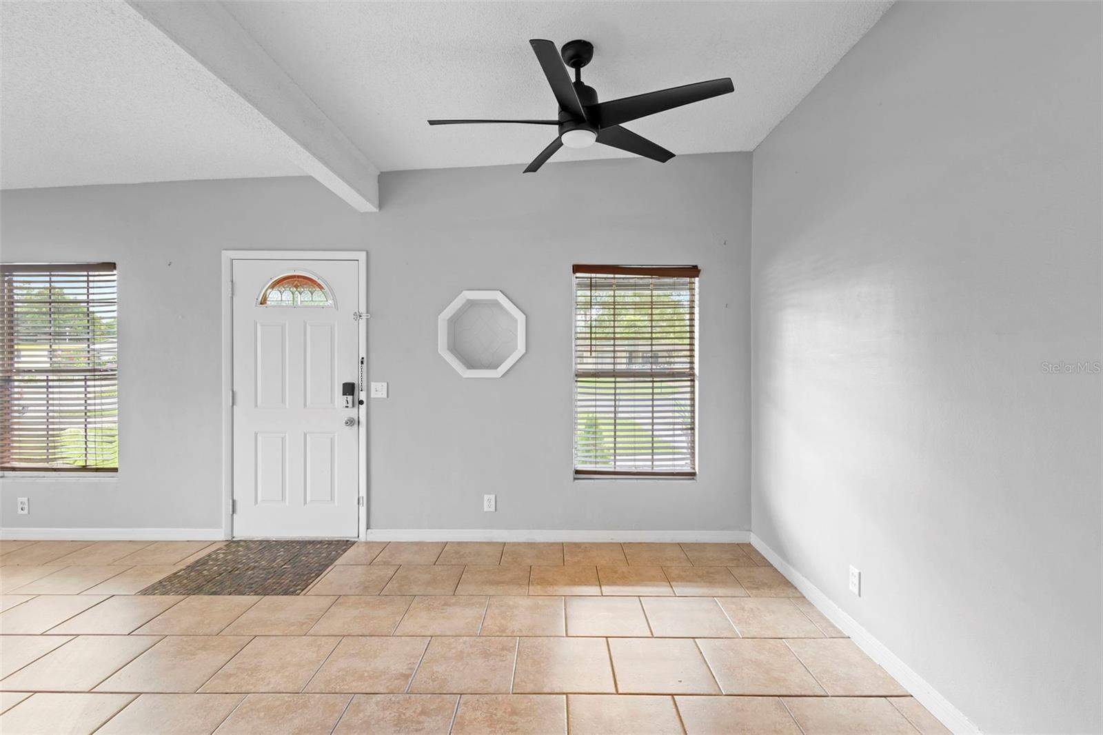 Image 6 of 39 For 118 Sunland Drive