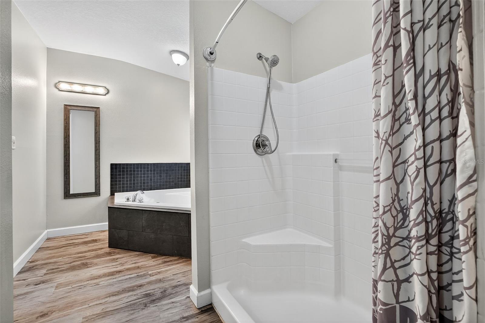 Image 21 of 29 For 1385 11th Avenue