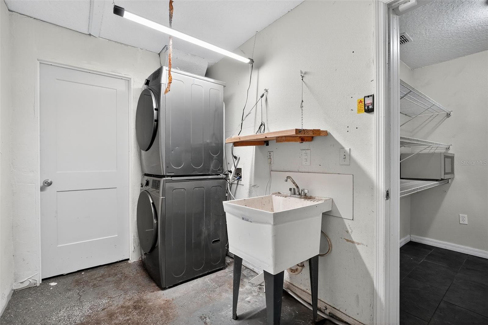 Image 8 of 29 For 1385 11th Avenue