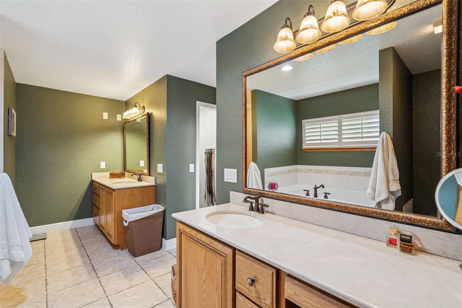 Image 19 of 57 For 591 Lake Pearl Drive
