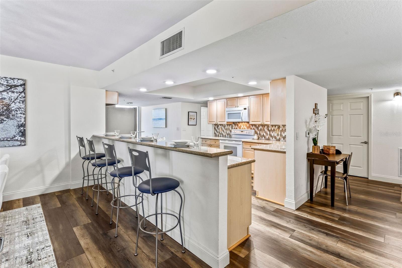 Image 14 of 62 For 3145 Atlantic Avenue 405