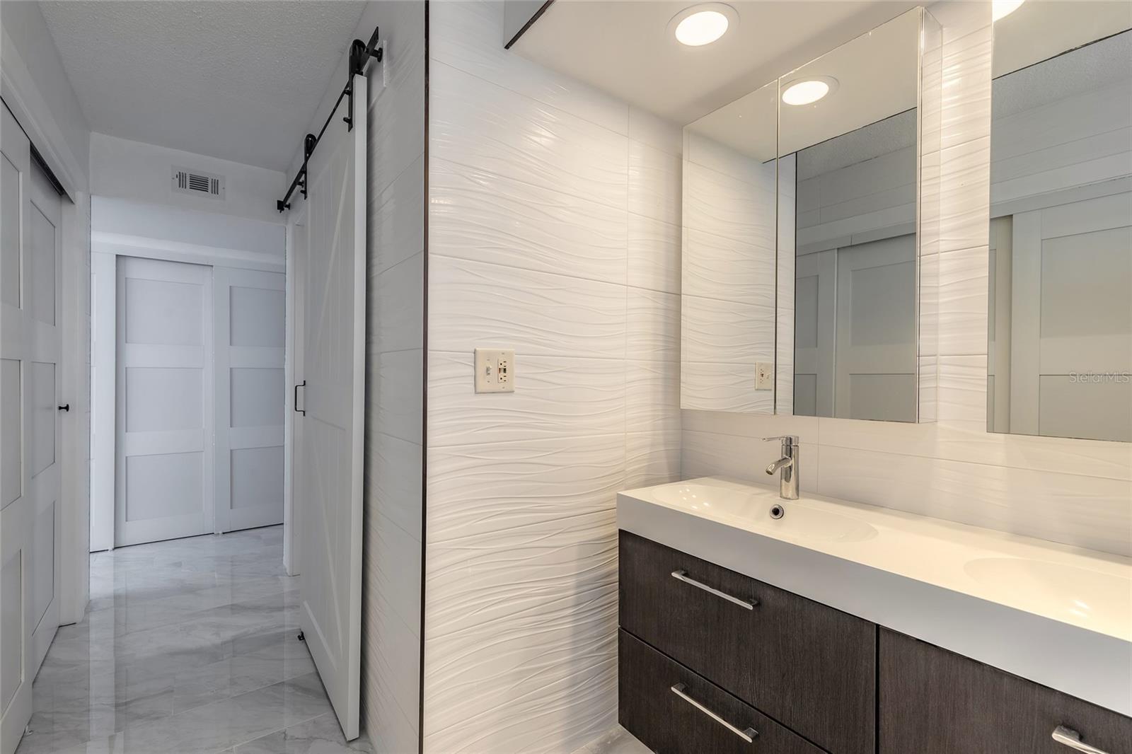 Image 19 of 56 For 1420 Atlantic Avenue 601