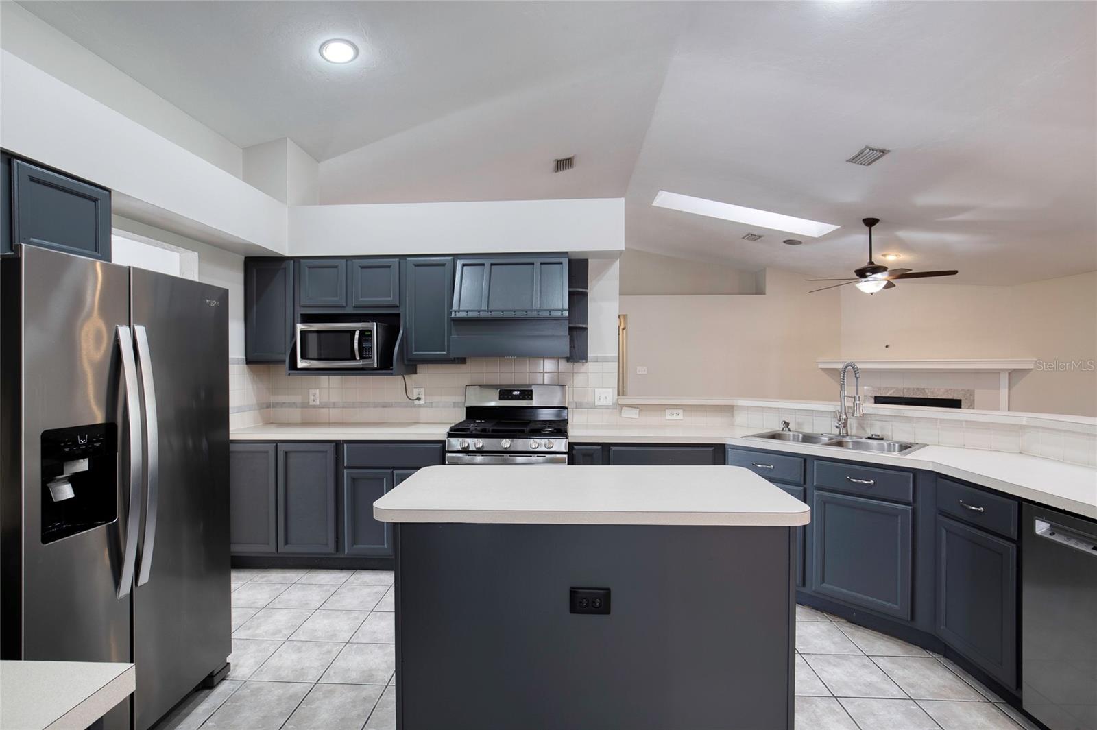 Image 10 of 70 For 12146 24th Avenue