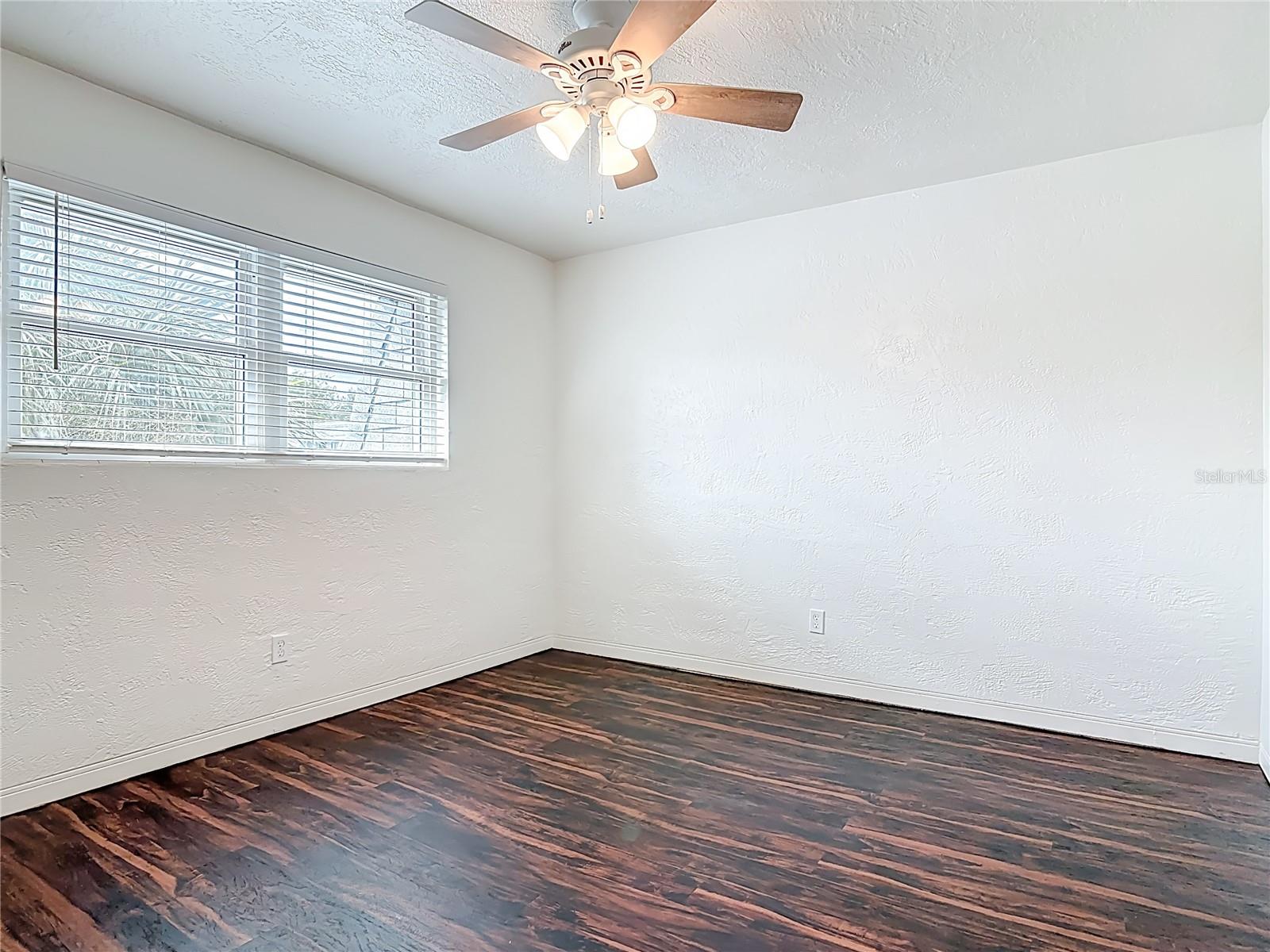 Image 16 of 31 For 1610 Palmetto Avenue 4