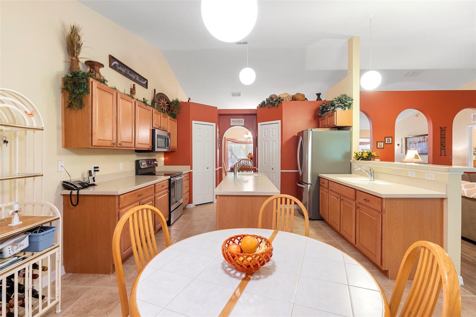 Image 14 of 42 For 274 Knot Hole Circle