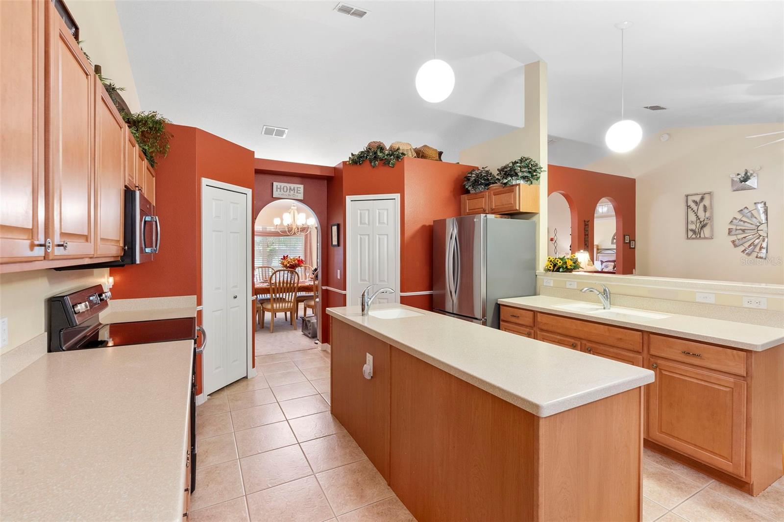 Image 19 of 42 For 274 Knot Hole Circle