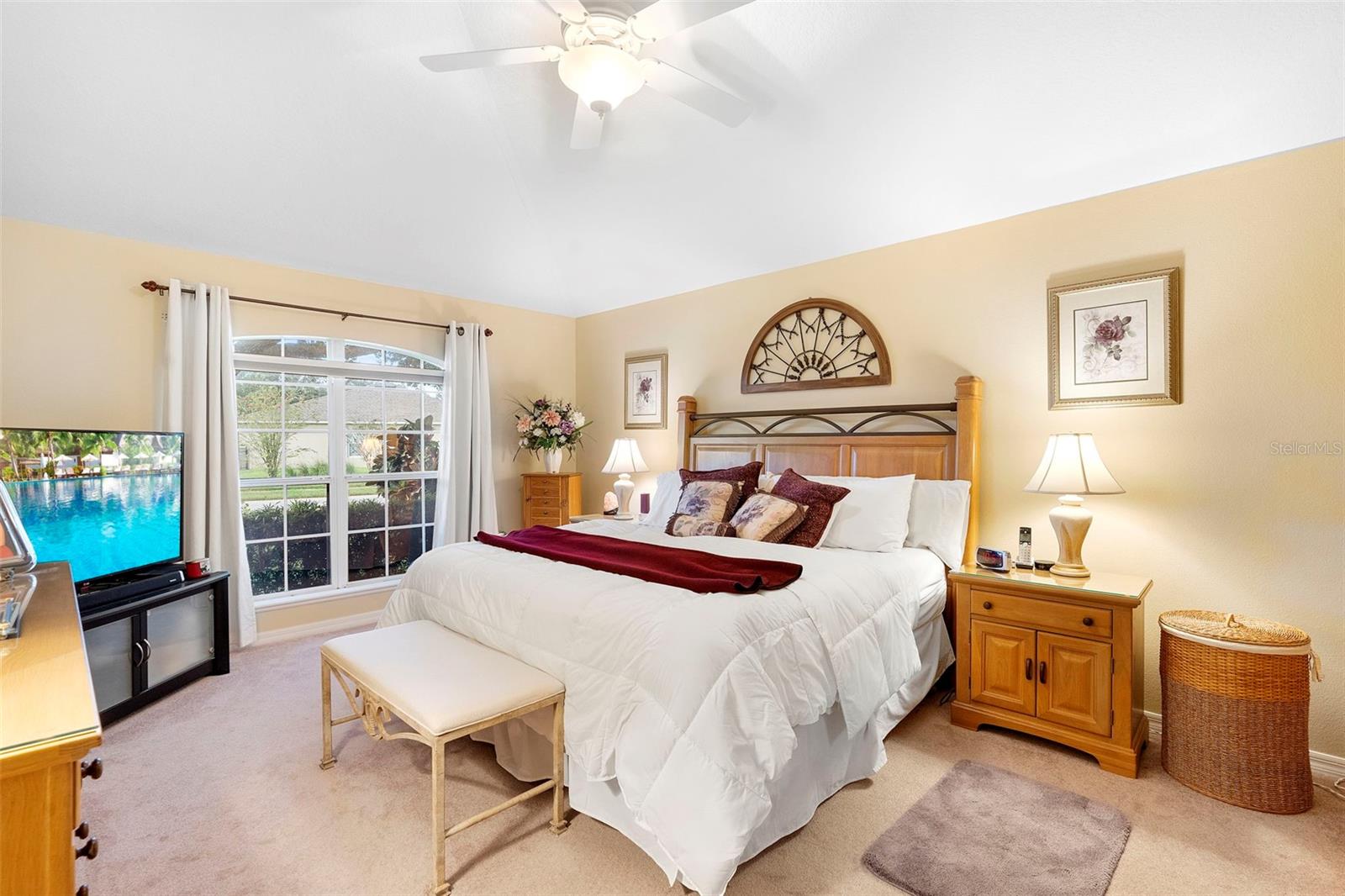 Image 23 of 42 For 274 Knot Hole Circle