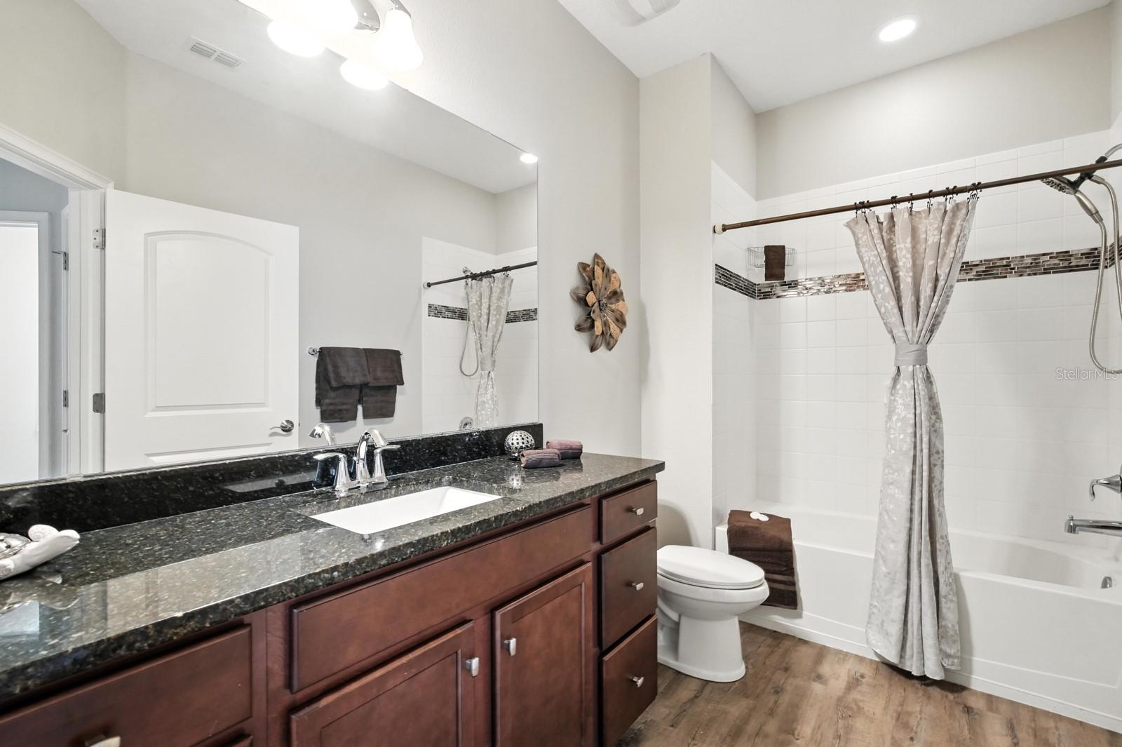 Image 24 of 40 For 5428 Estero Loop