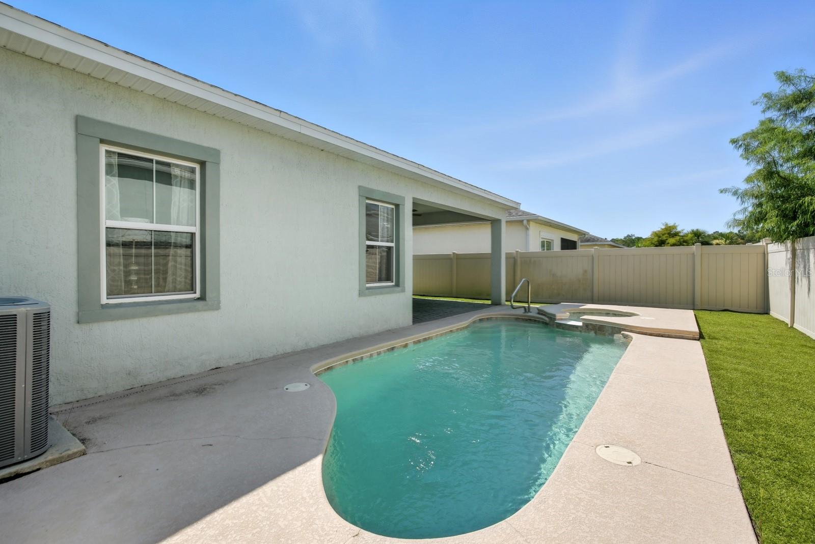Image 31 of 40 For 5428 Estero Loop