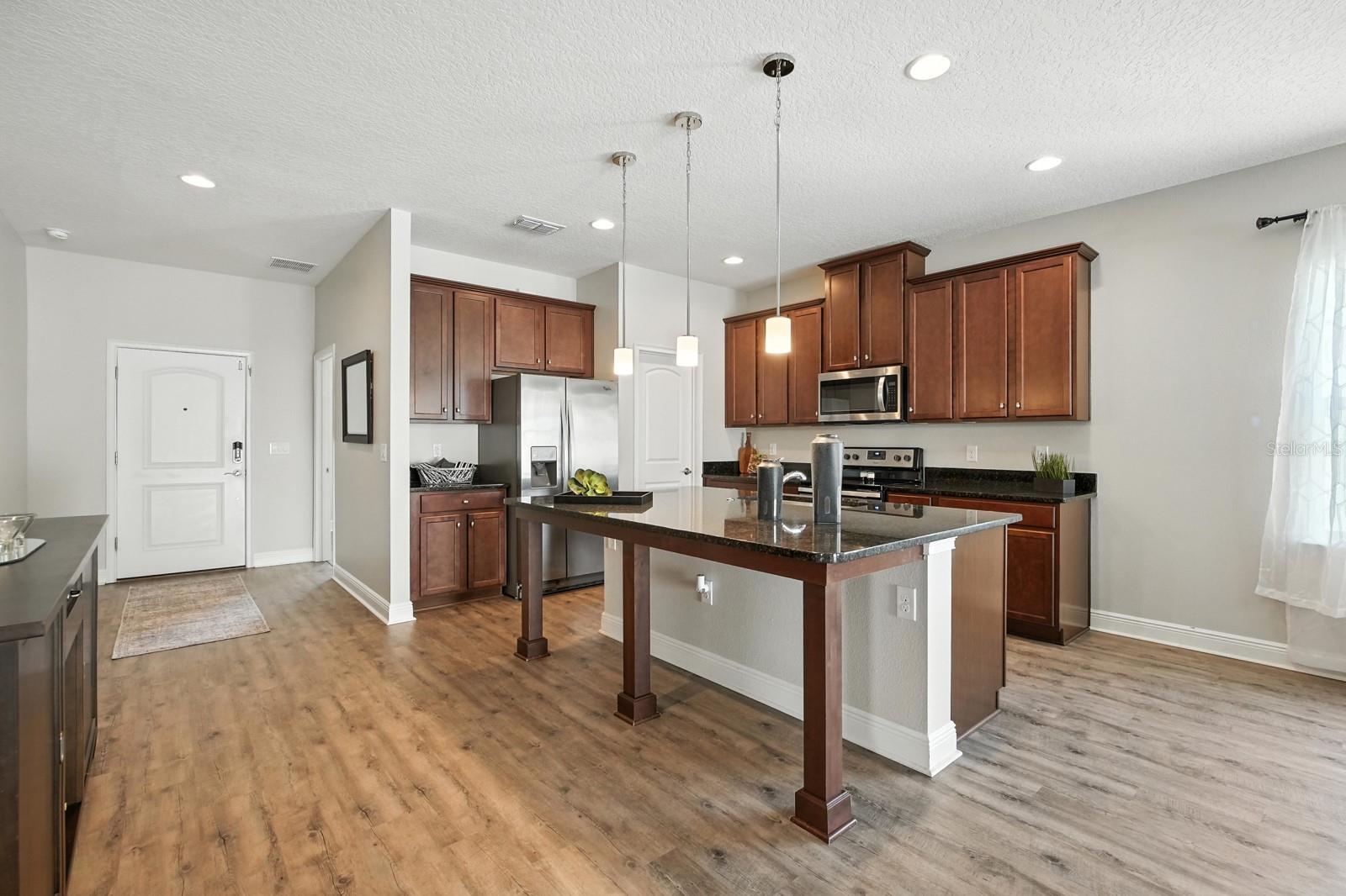 Image 8 of 40 For 5428 Estero Loop