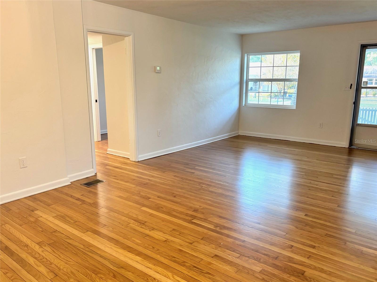 Image 11 of 44 For 600 Hogle Avenue