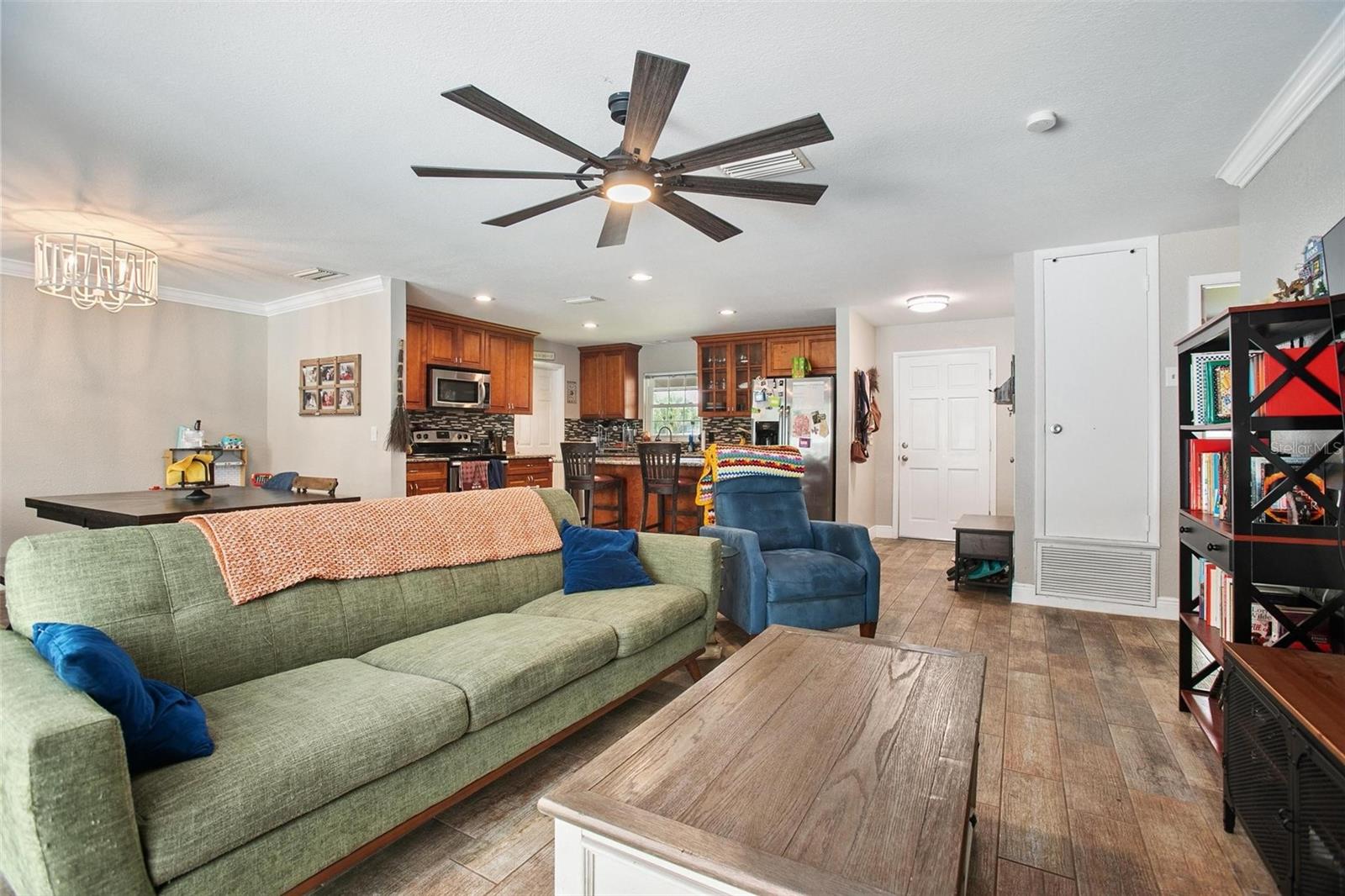 Image 5 of 18 For 3214 Lowndes Drive