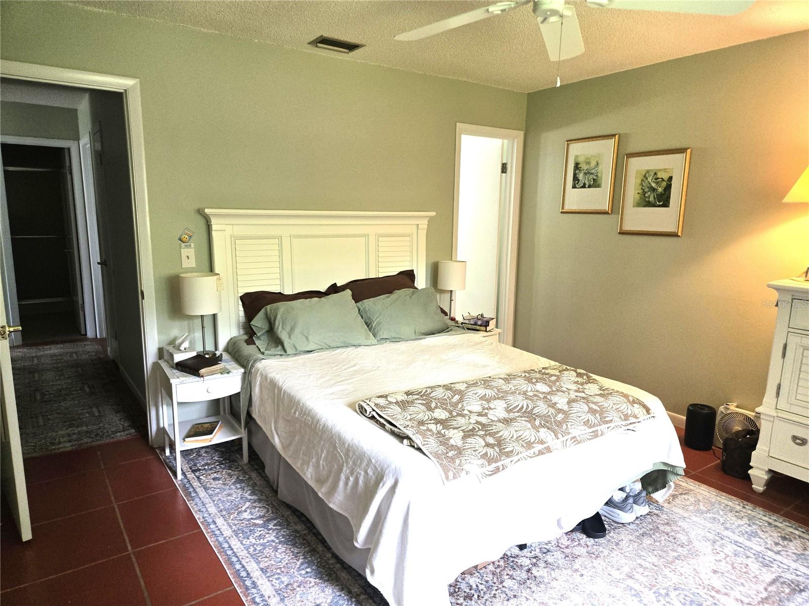 Image 7 of 19 For 35 Villa Villar Court 350