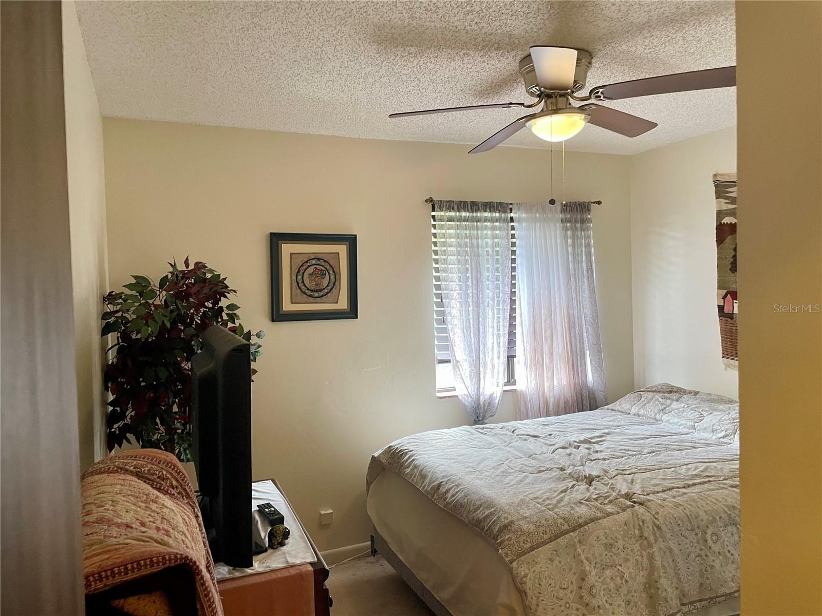 Image 29 of 42 For 2615 Willow Oak Drive
