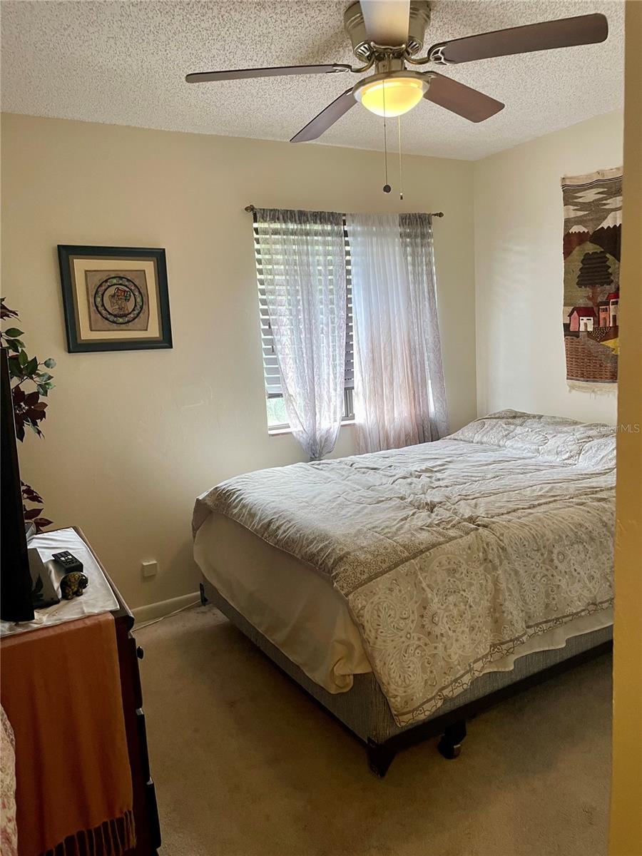 Image 30 of 42 For 2615 Willow Oak Drive