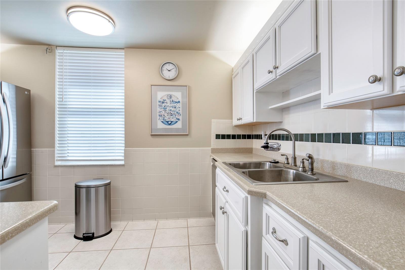 Image 14 of 60 For 3370 Ocean Shore Boulevard 404