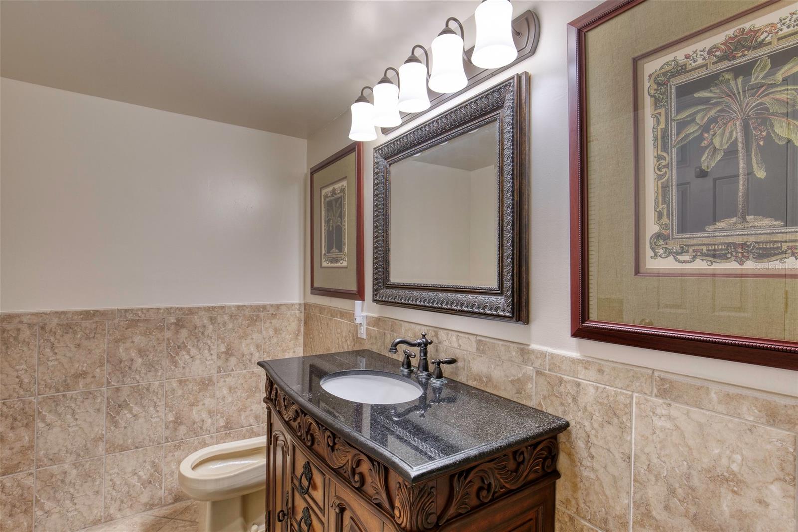 Image 21 of 60 For 3370 Ocean Shore Boulevard 404