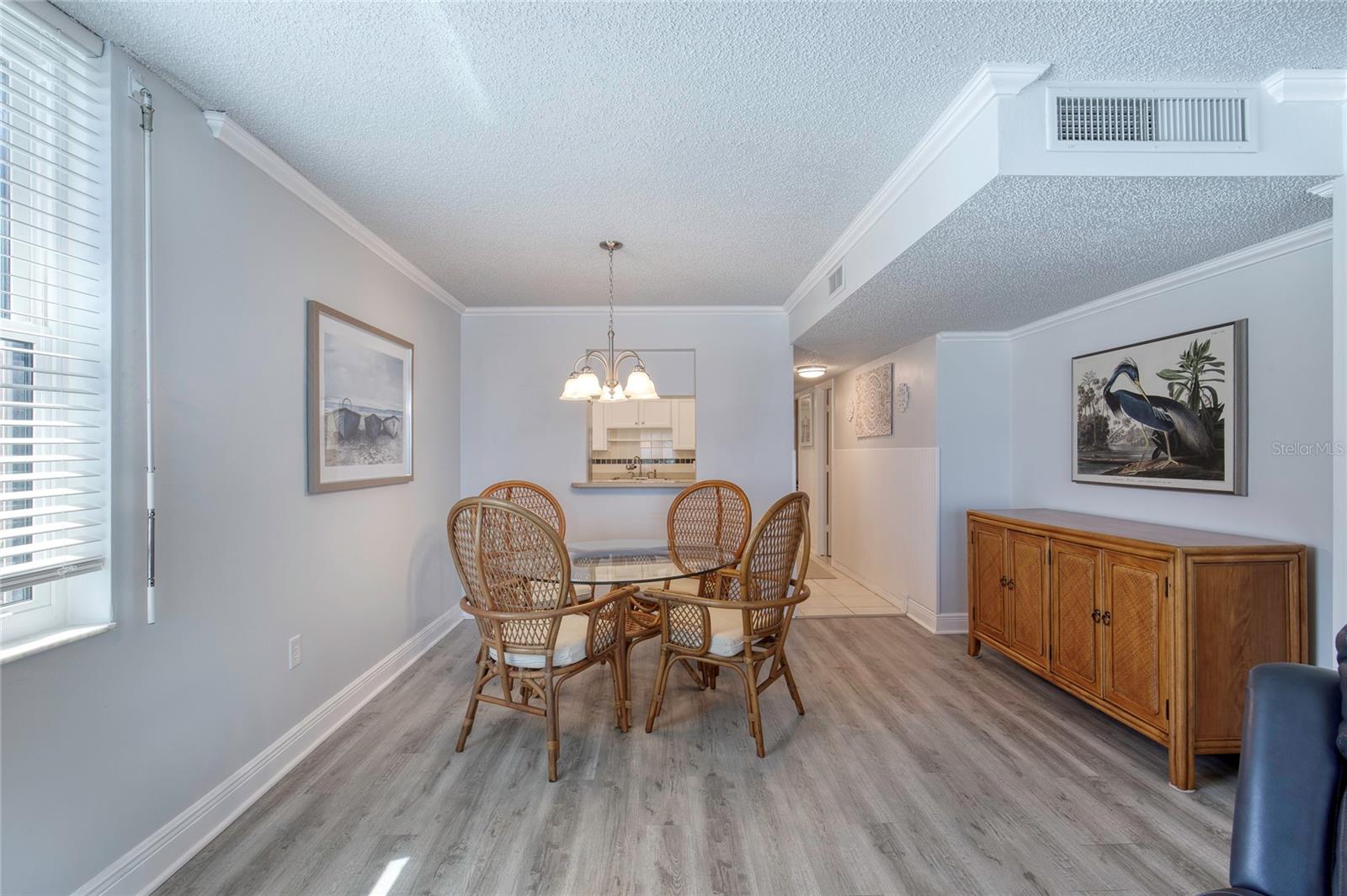 Image 25 of 60 For 3370 Ocean Shore Boulevard 404