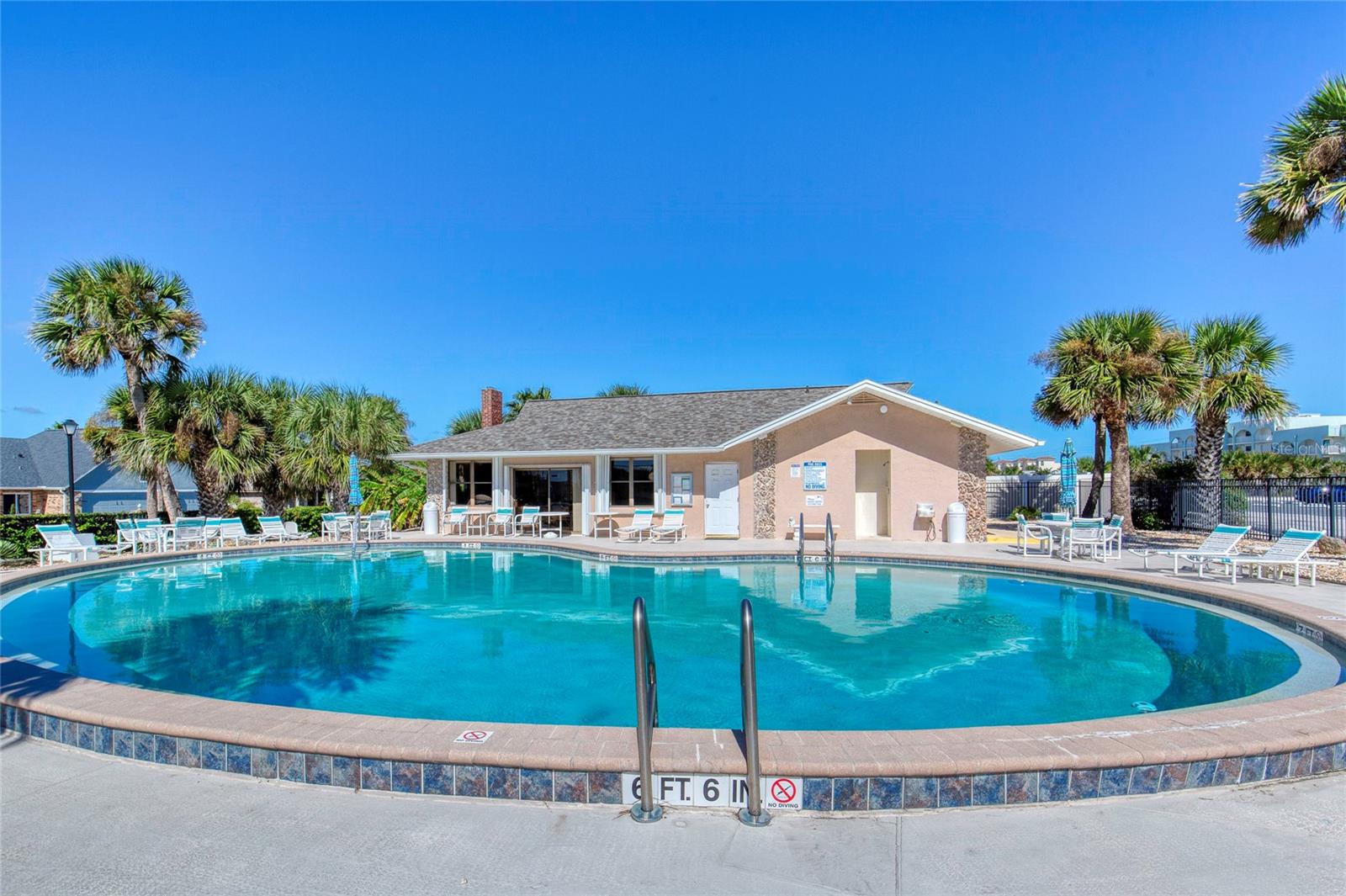 Image 44 of 60 For 3370 Ocean Shore Boulevard 404