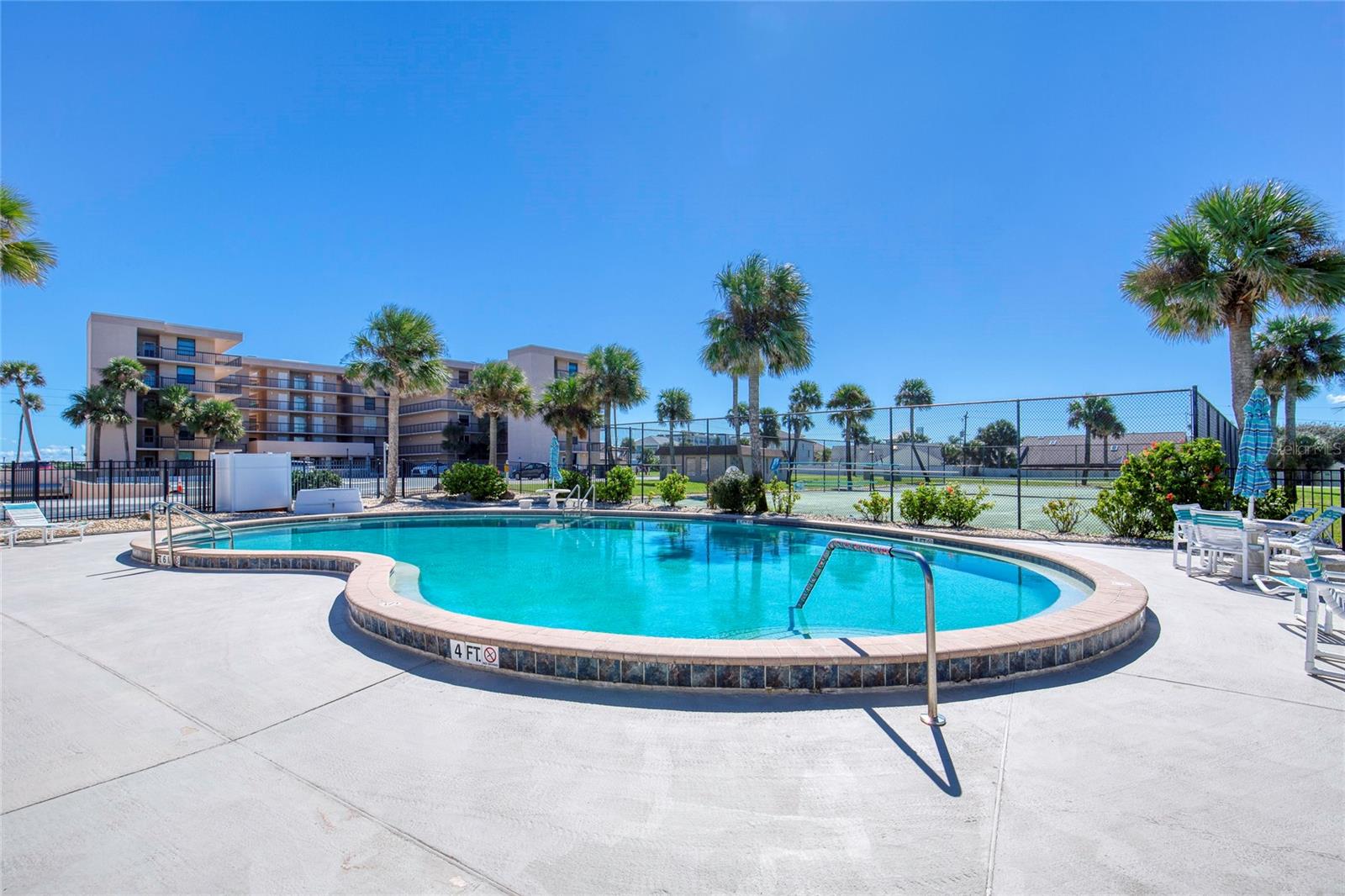 Image 45 of 60 For 3370 Ocean Shore Boulevard 404