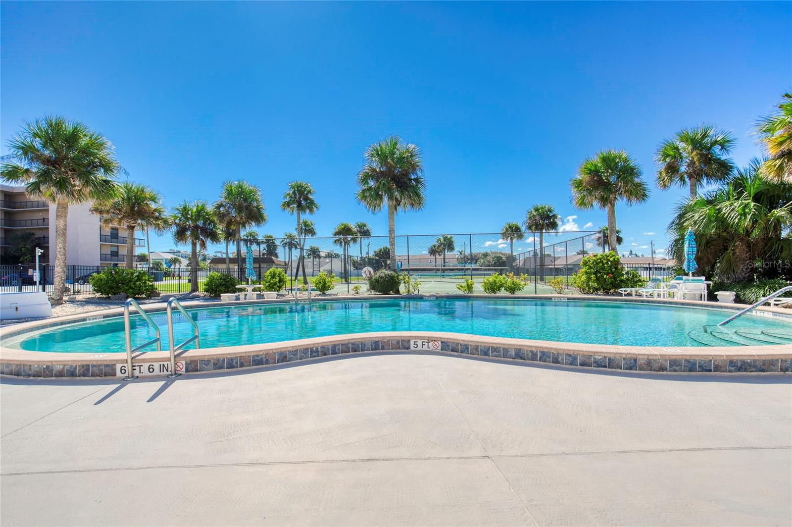 Image 46 of 60 For 3370 Ocean Shore Boulevard 404