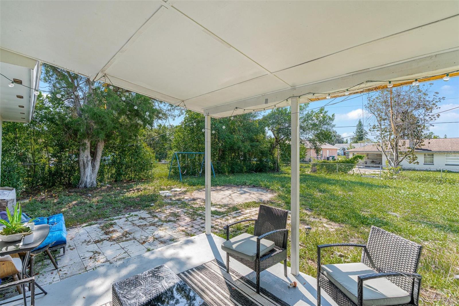 Image 17 of 21 For 1794 Saxon Boulevard