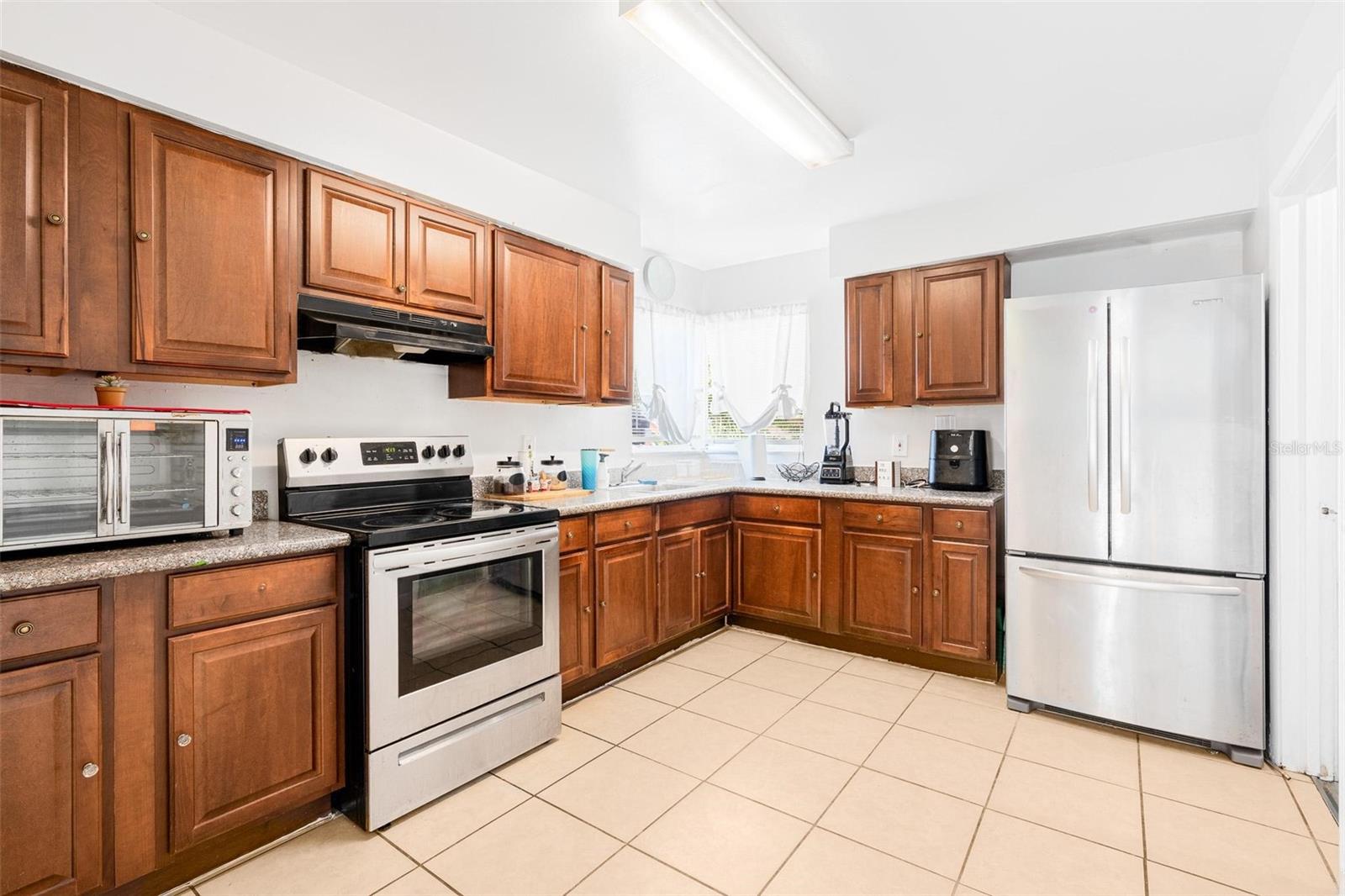 Image 8 of 21 For 1794 Saxon Boulevard