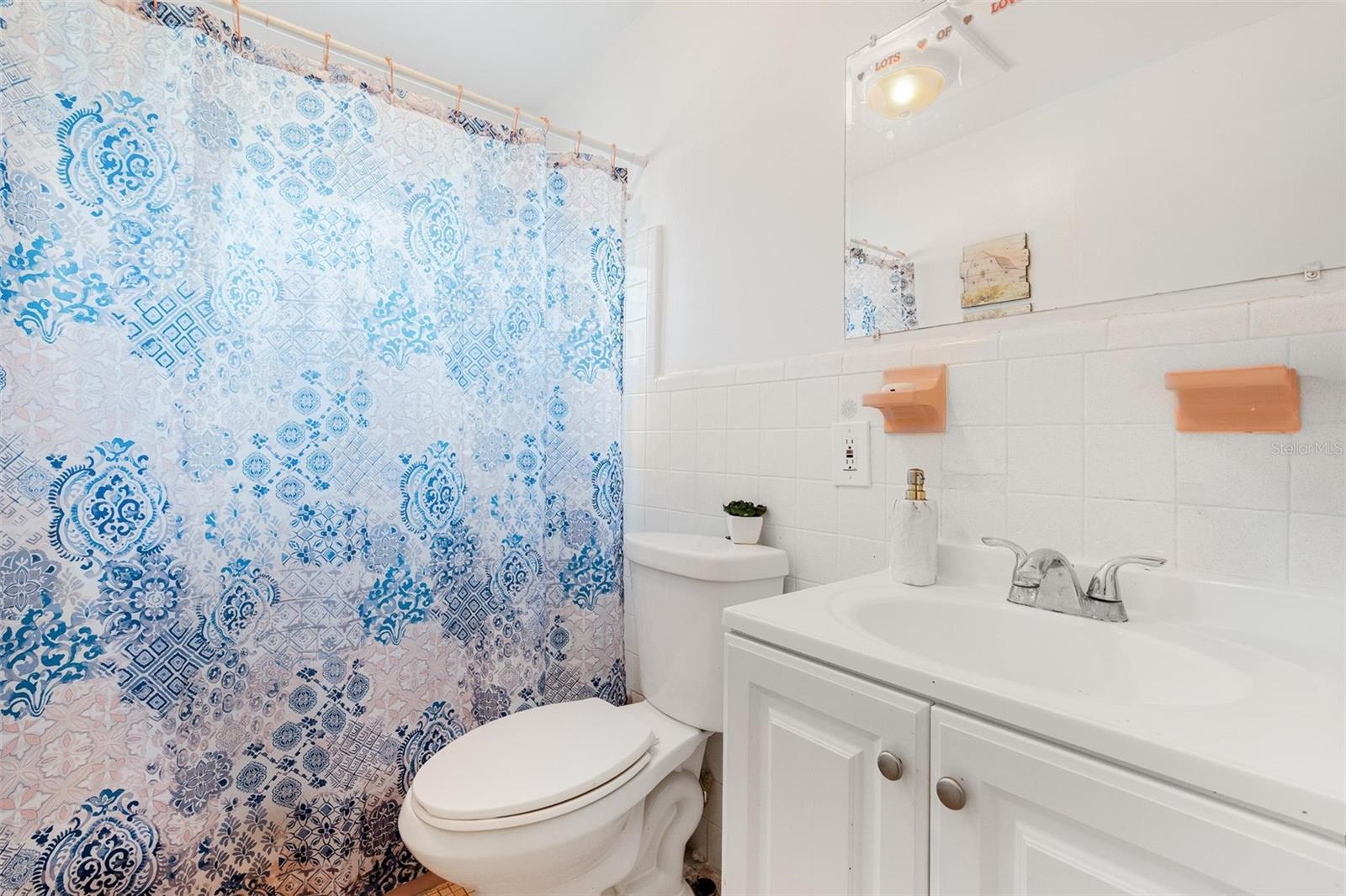 Image 9 of 21 For 1794 Saxon Boulevard