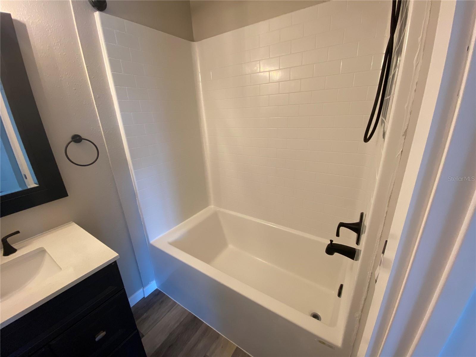 Image 16 of 21 For 2592 Grassy Point Drive 306