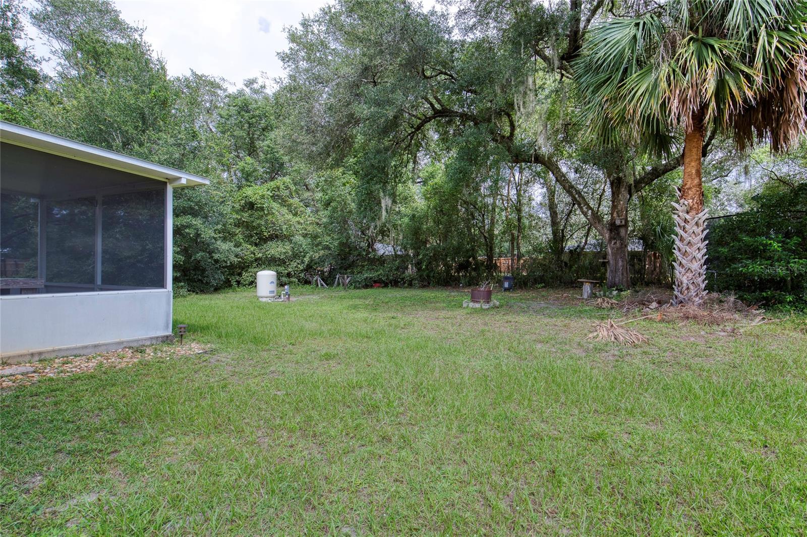 Image 17 of 22 For 1519 Silverstone Court