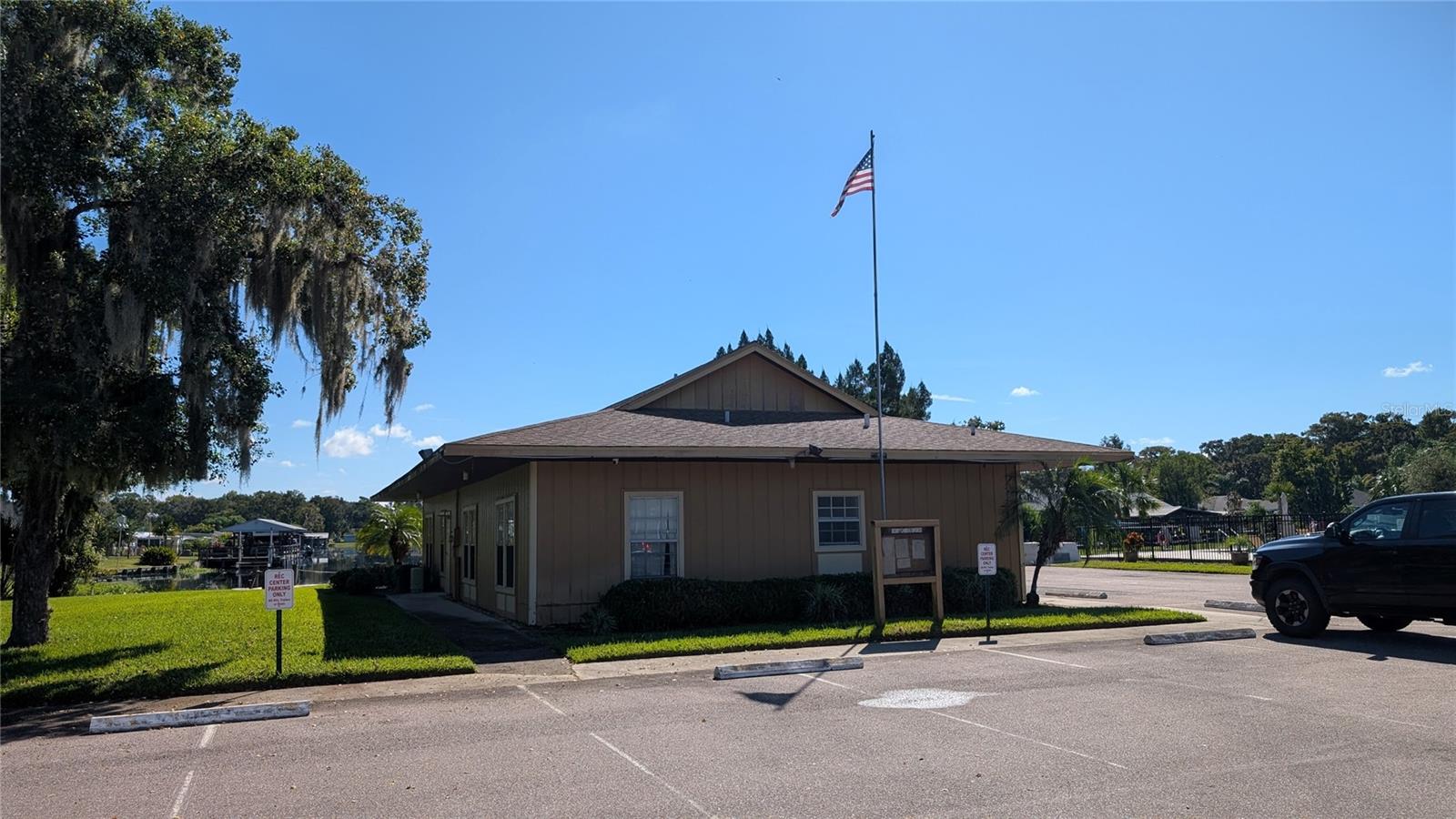 Image 41 of 44 For 1640 Juno Trail 202d