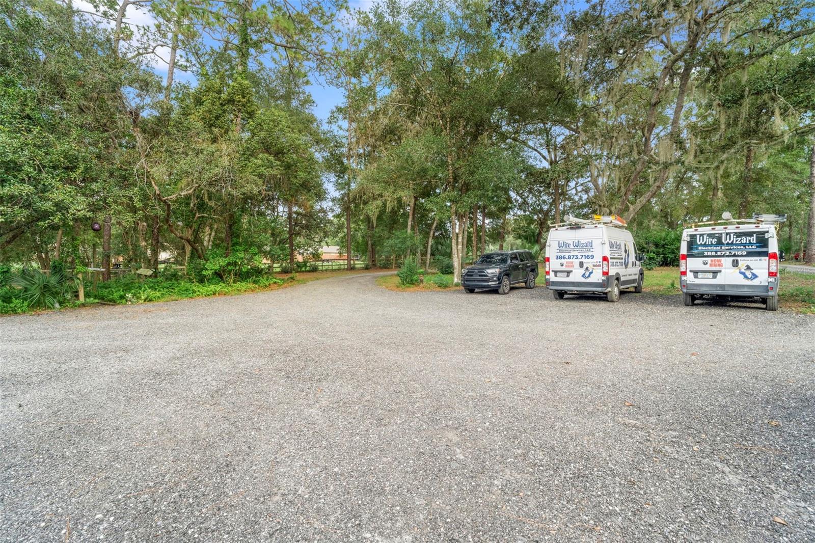 Image 43 of 82 For 1268 Mcgregor Road