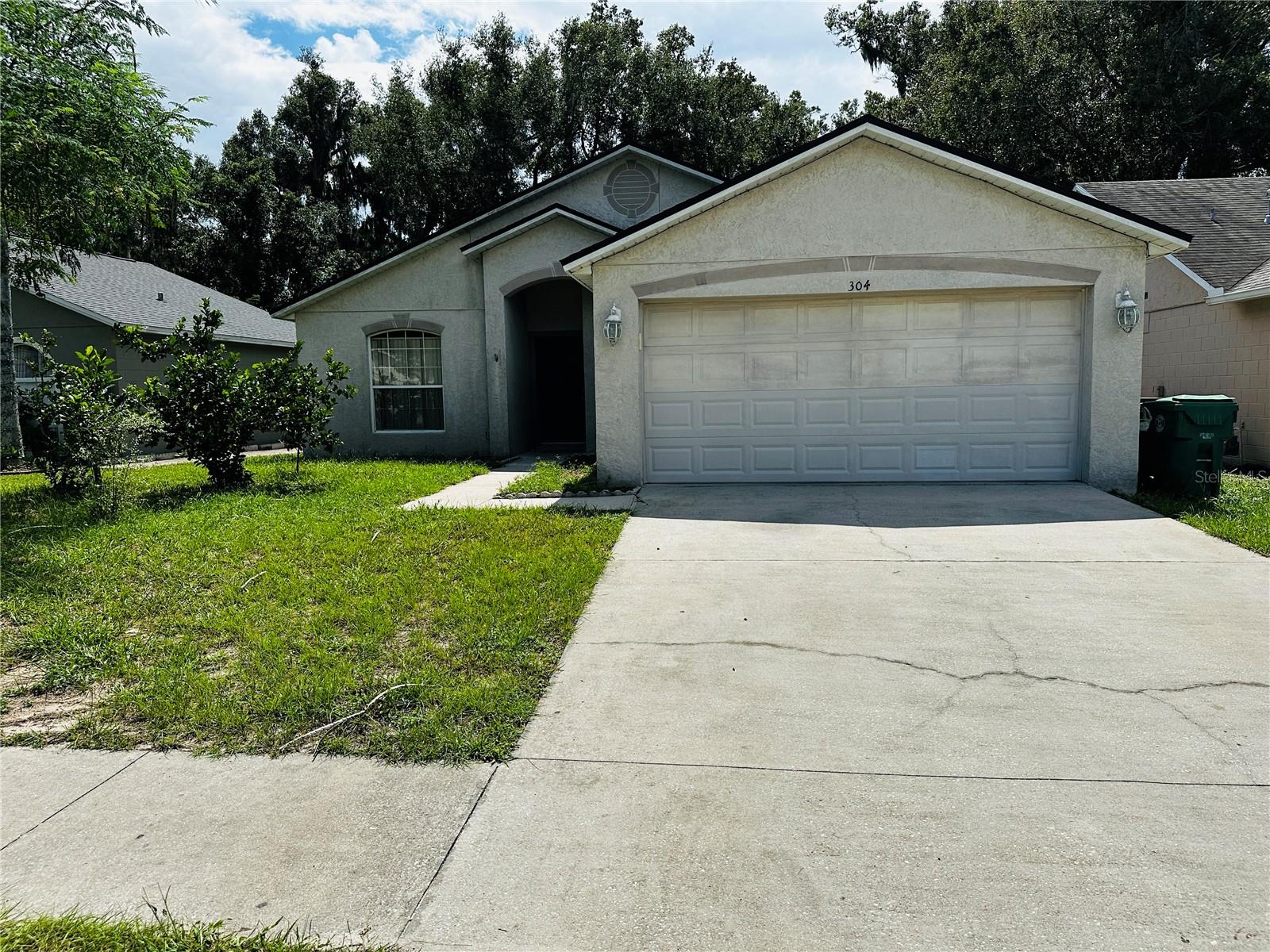Image 16 of 16 For 304 Heritage Estates Lane