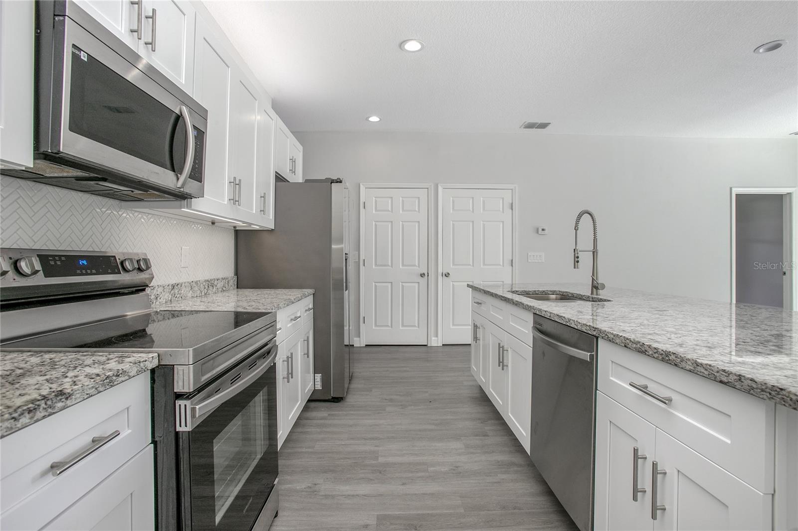 Image 2 of 13 For 1214 Thompson Avenue