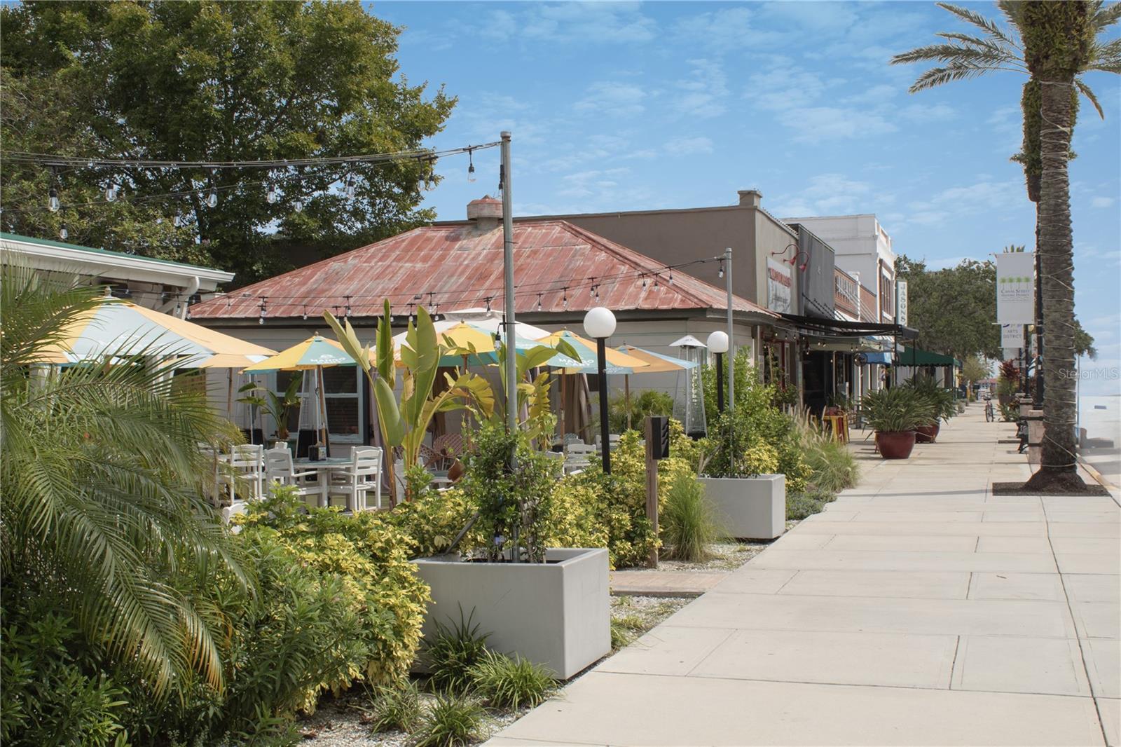 Image 80 of 86 For 200 Live Oak Street