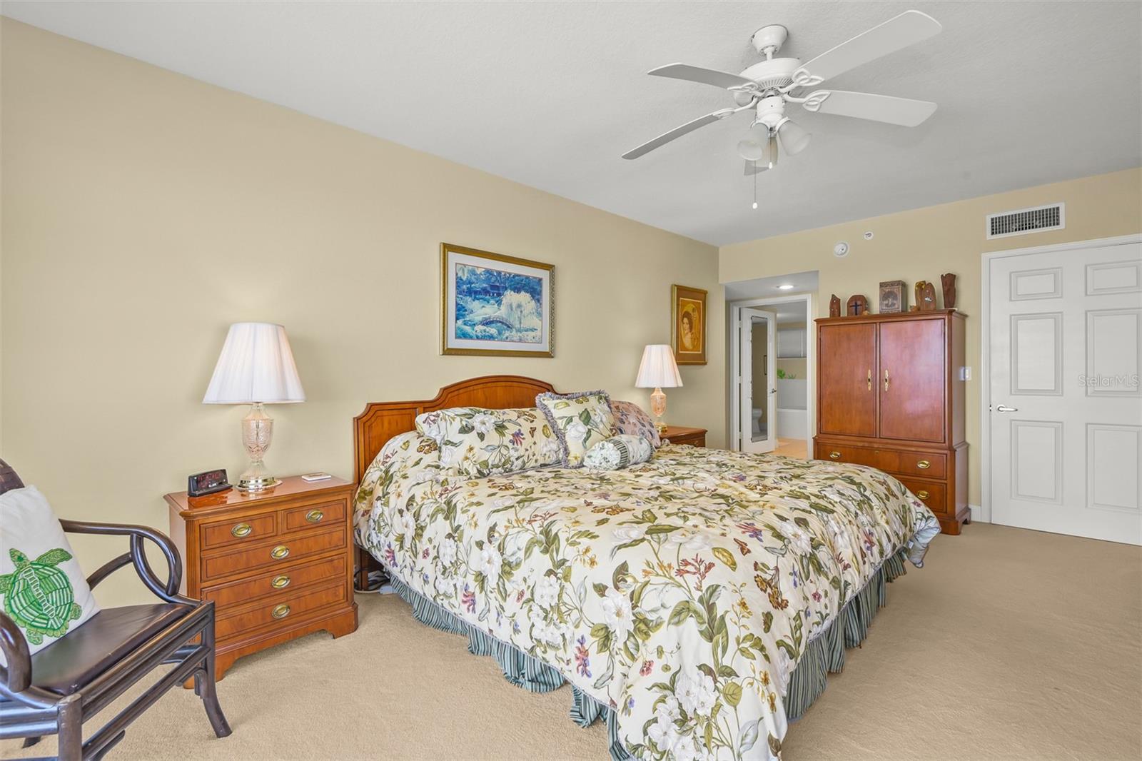 Image 24 of 57 For 3145 Atlantic Avenue 1001