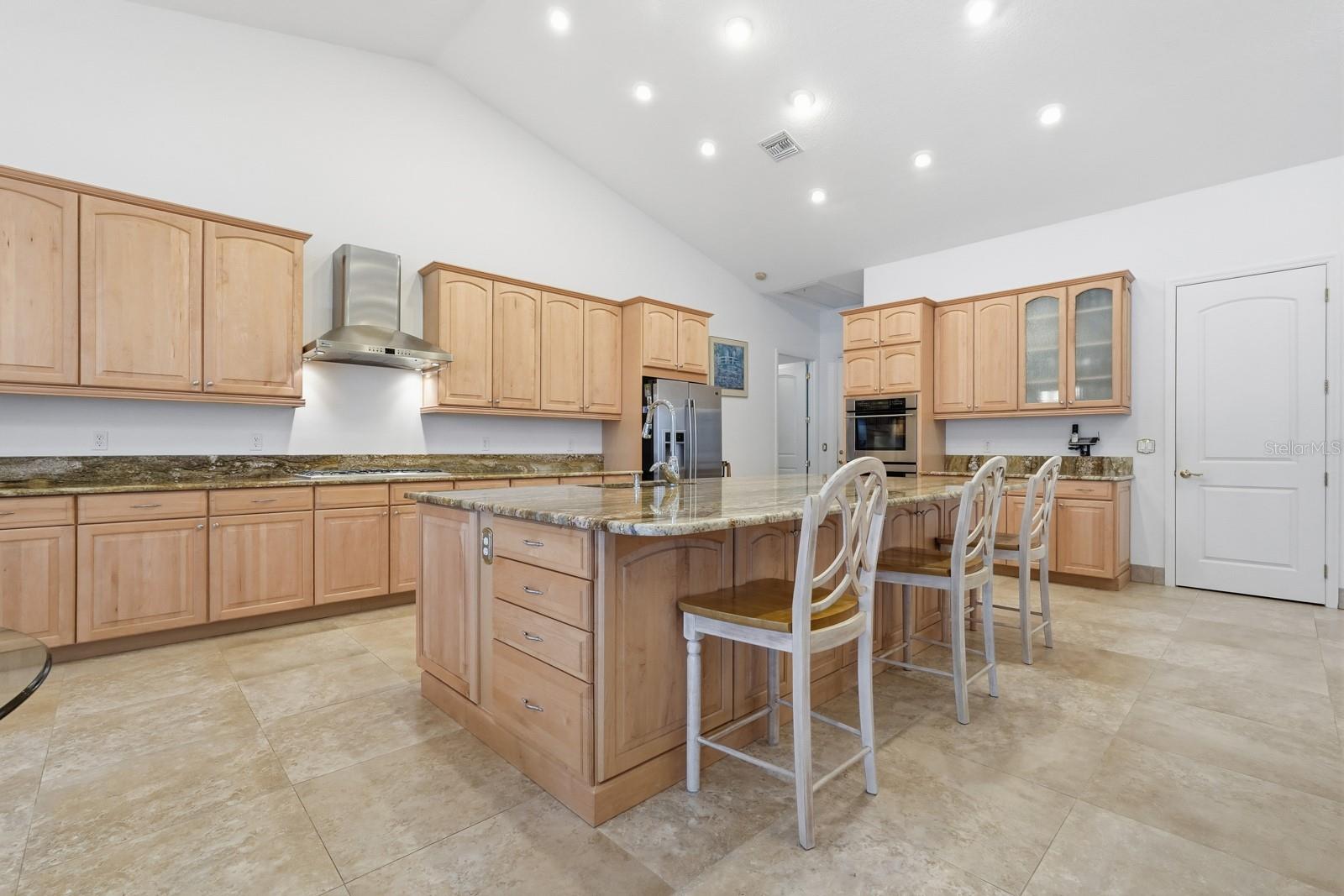 Image 25 of 67 For 105 Beach Street