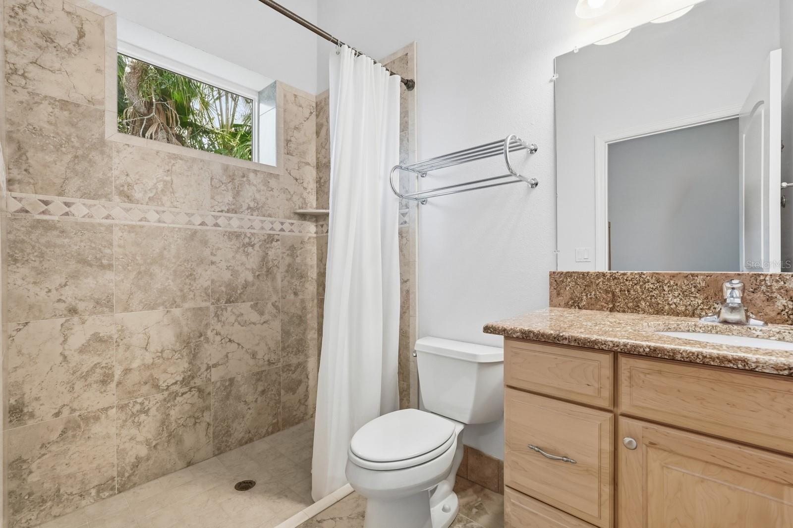 Image 46 of 67 For 105 Beach Street