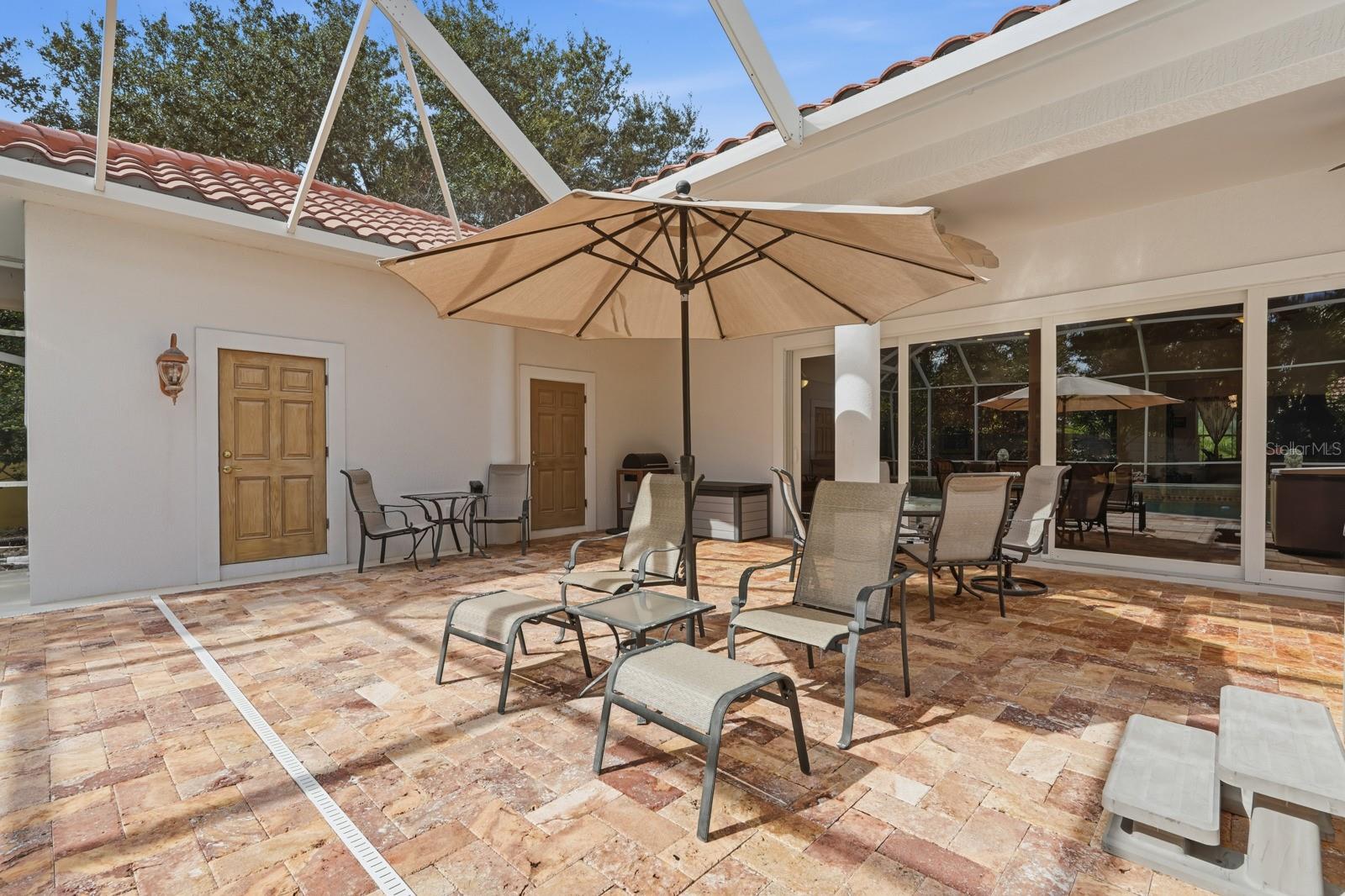 Image 51 of 67 For 105 Beach Street