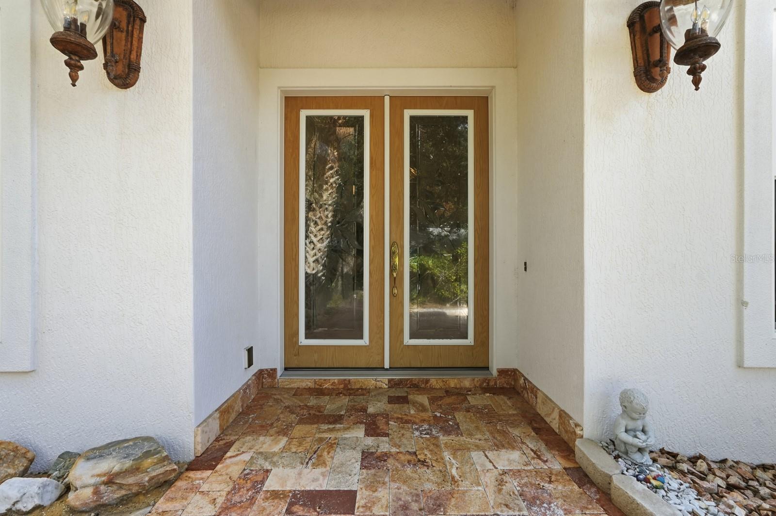 Image 6 of 67 For 105 Beach Street