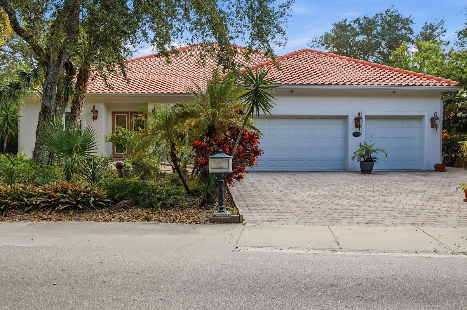 Image 66 of 67 For 105 Beach Street