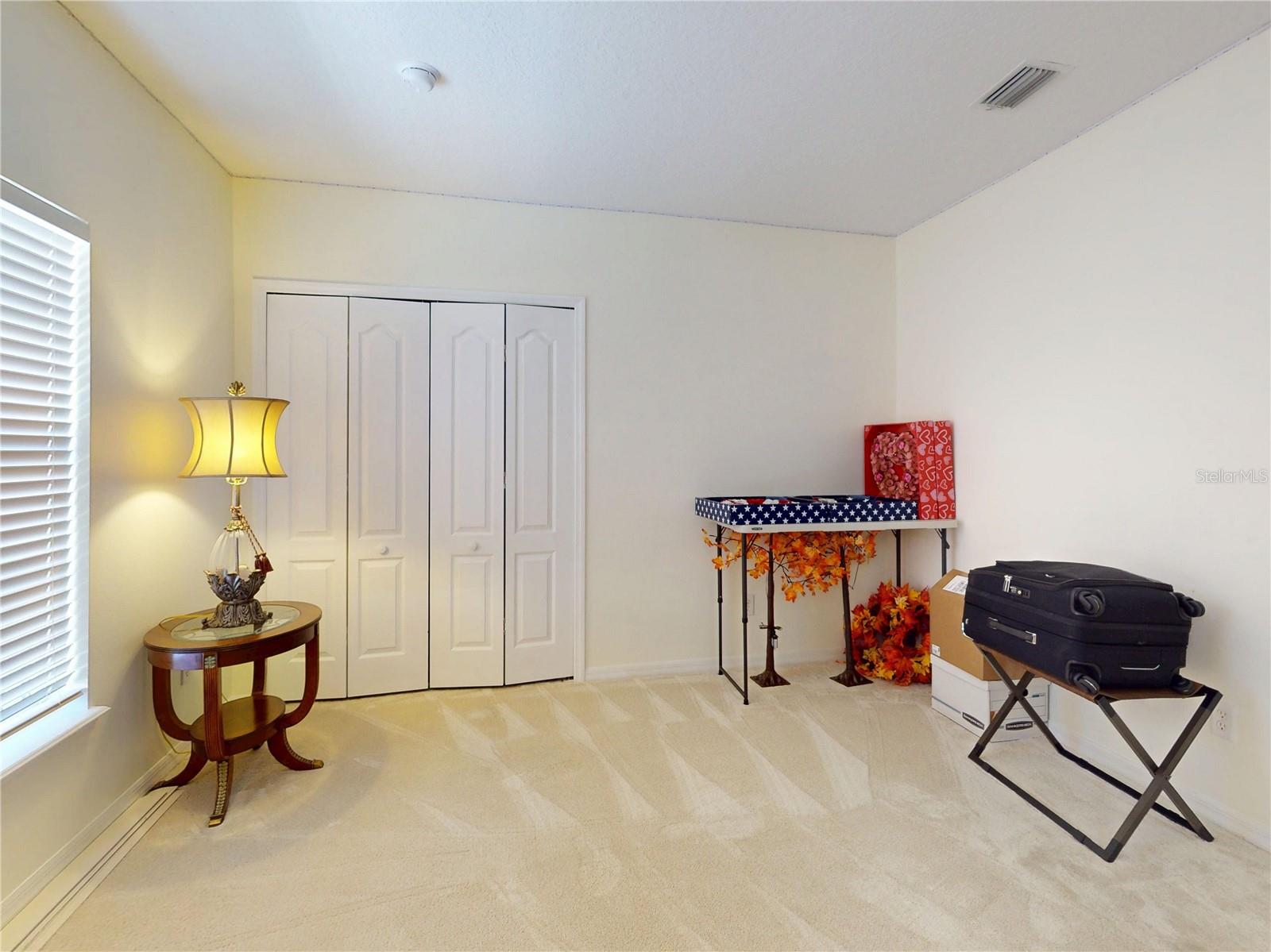 Image 40 of 94 For 253 Glen Abbey Lane