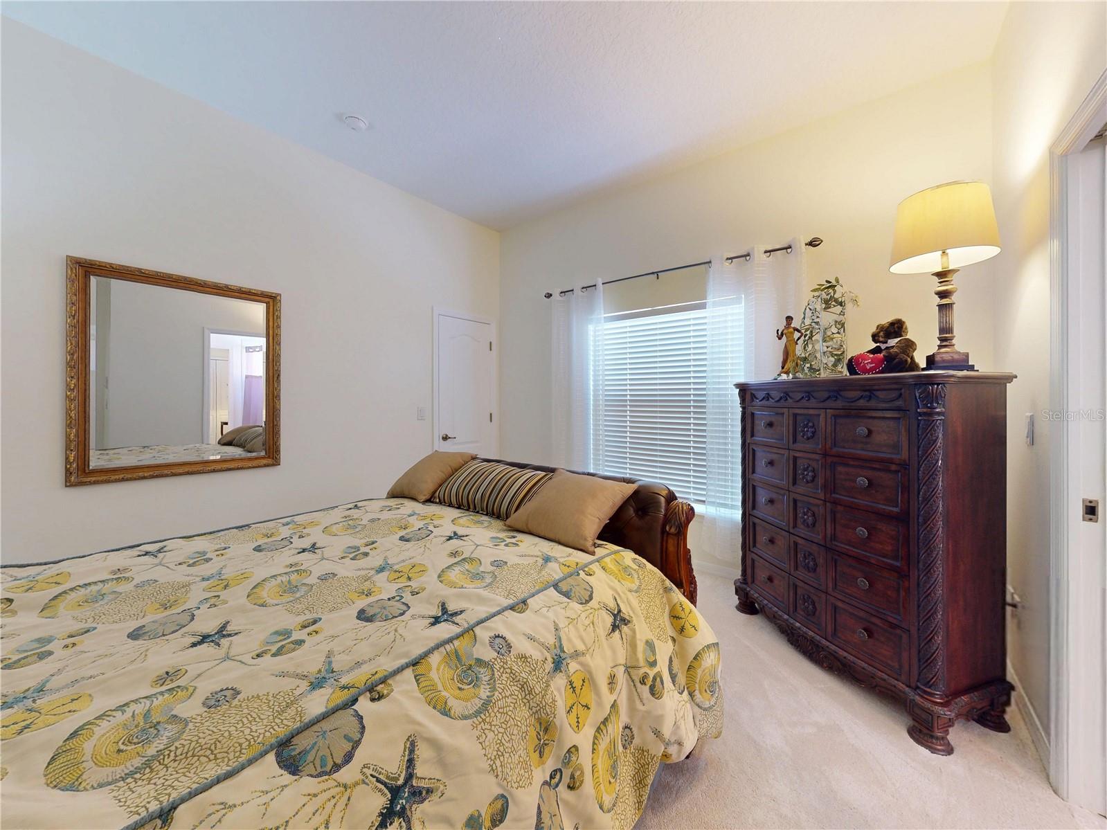 Image 46 of 94 For 253 Glen Abbey Lane